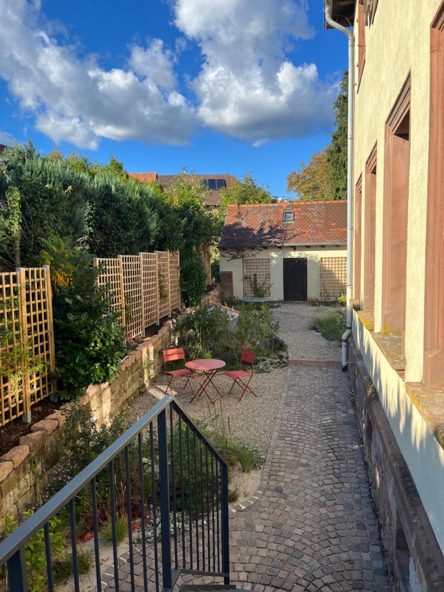 Grosse Pause Altes Schulhaus Schweigen Apartment Exterior photo